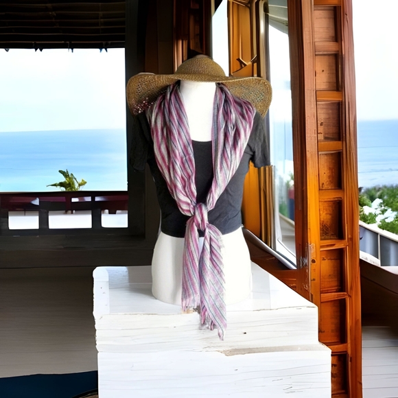 Soft light weight scarf/shawl PNK/BLU/GRN Striped - Picture 11 of 12